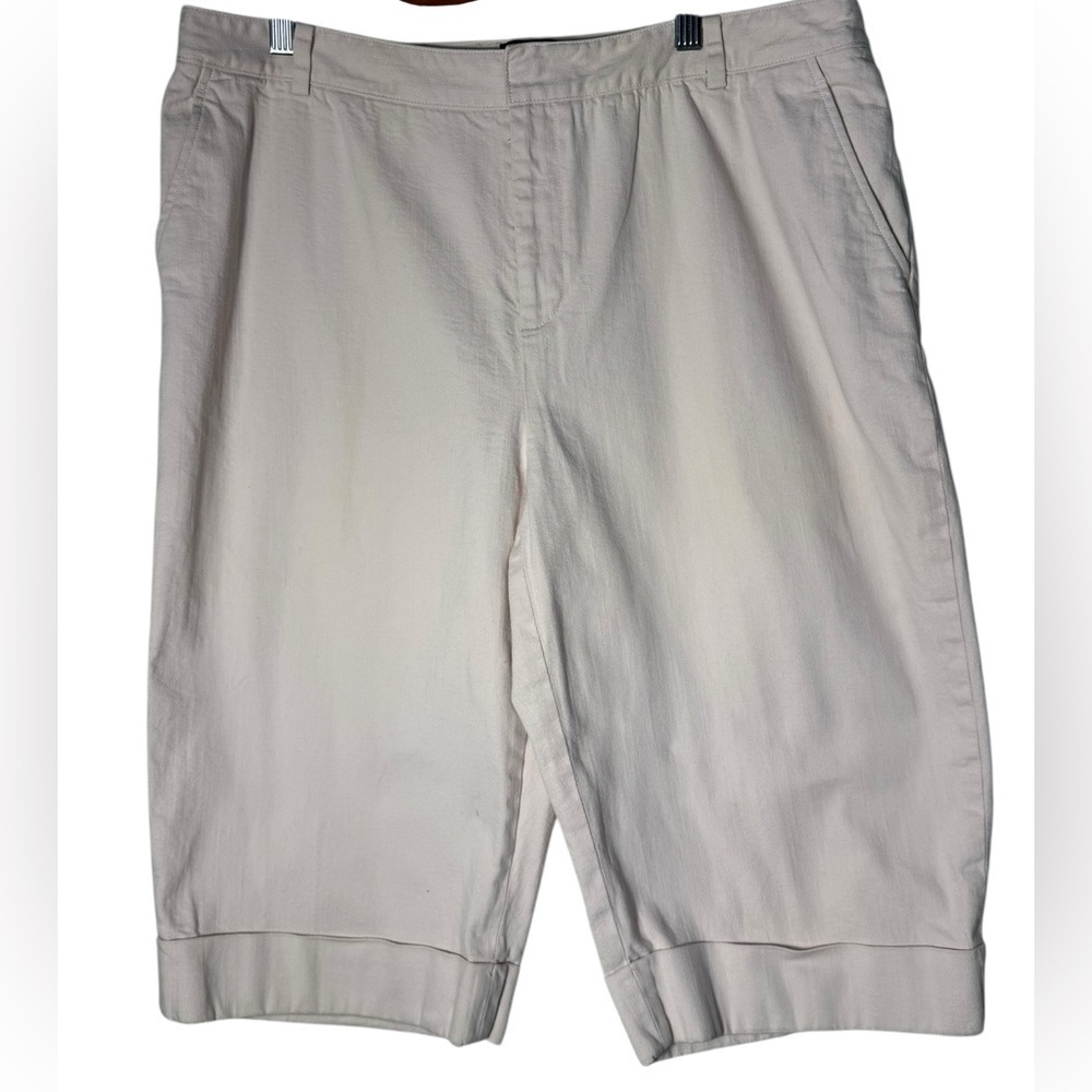 Ellen Tracy Made Exclusively for Saks Fifth Avenue capri shorts light pink 14